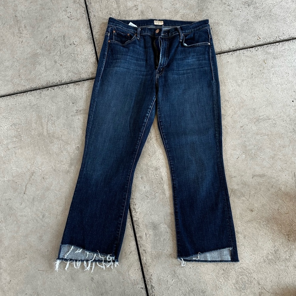 MOTHER Blue Ankle Cropped Jeans with Raw Hem
